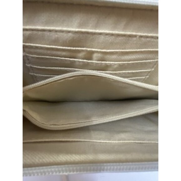 Liz Claiborne White Zipper Closure Handbag 2 Shoulder Strap Built In Wallet READ - Picture 8 of 16